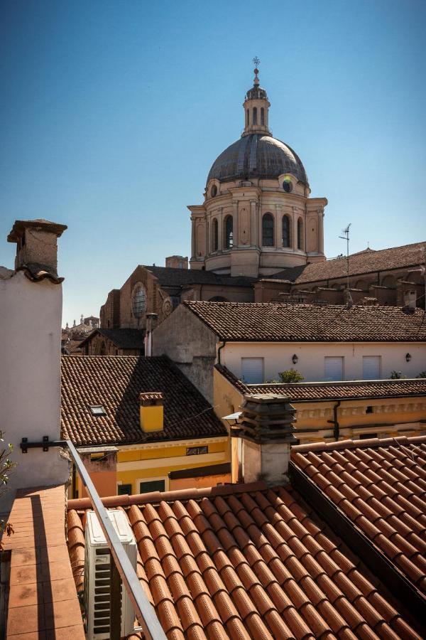 La Terrazza Apartment - Smart Holiday Mantova Eksteriør billede